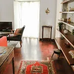 Cozy And Spacious In Graca, Lissabon