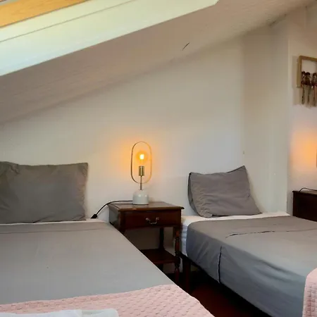 Cozy And Spacious In Graca, Lejlighed *