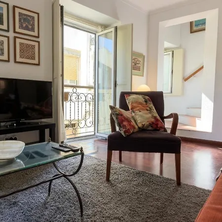 Cozy And Spacious In Graca, *